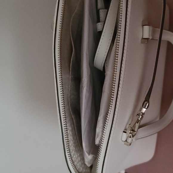 NWT Kate Spade White Medium Dome Satchel - Picture 5 of 9
